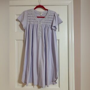 Miss Elaine’s women’s lilac purple nightgown